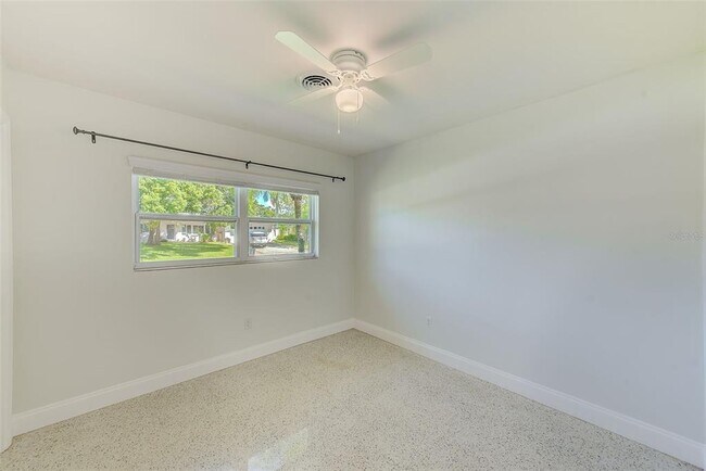Building Photo - 2222 N Overbrook Ave