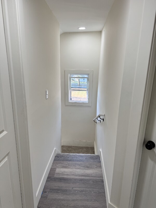 Building Photo - 509 N Elm St