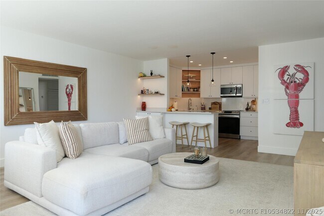 Building Photo - 1408 Brickell Bay Dr