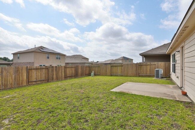 Building Photo - 20914 Solstice Point Dr