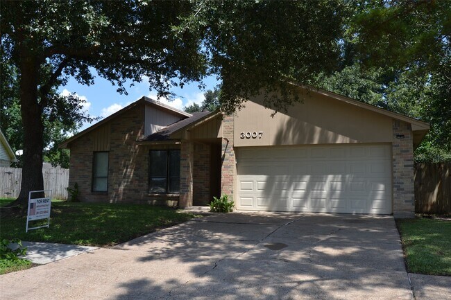 Primary Photo - 3007 Windemere Dr