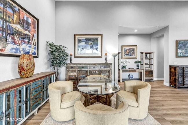 Building Photo - 2958 Saddle Peak Dr