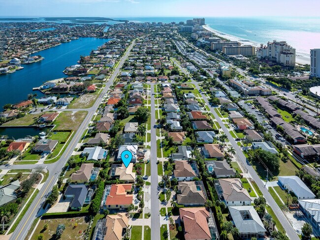 Building Photo - 149 Beachcomber St