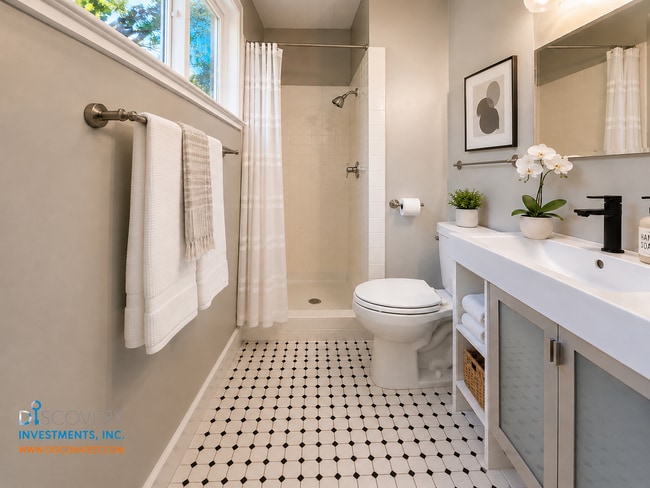 Building Photo - 6323 Girvin Dr