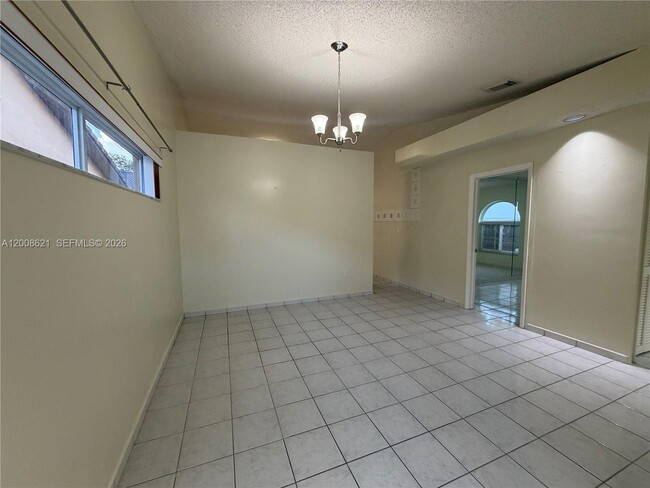 Building Photo - 3159 W 73rd Pl