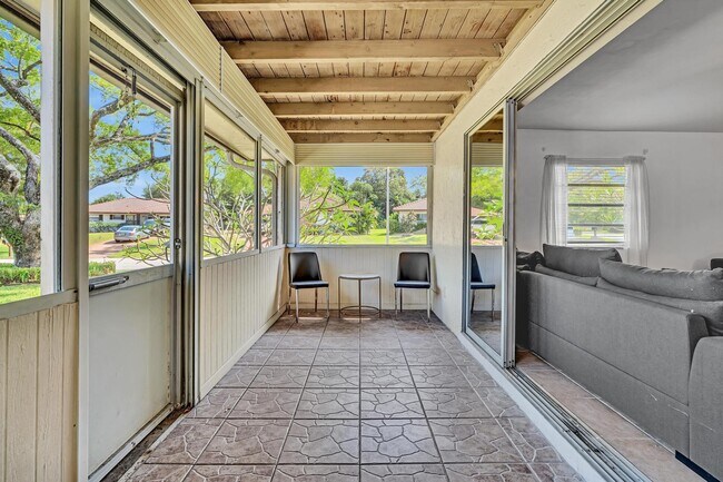 Building Photo - 313 NW 42nd St