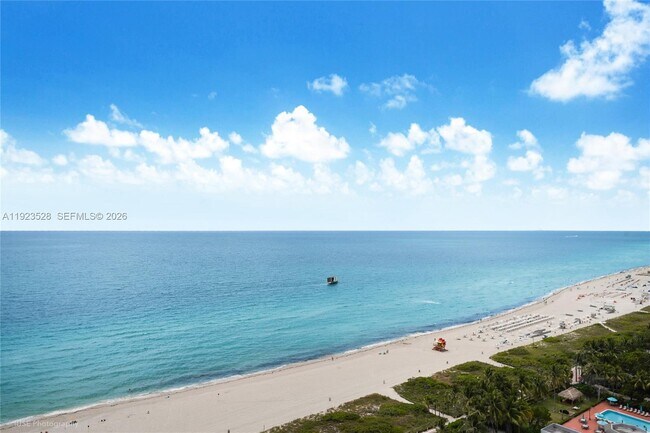 Building Photo - 2555 Collins Ave