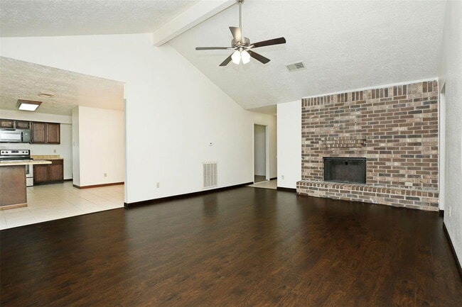 Building Photo - 1418 Crawley Ct