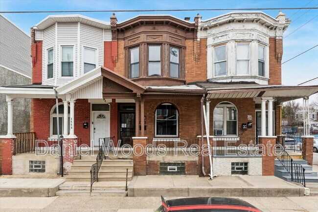 Building Photo - 3560 N 11th St