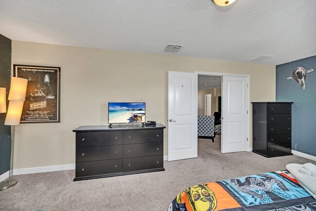 Building Photo - 1671 Moon Valley Dr