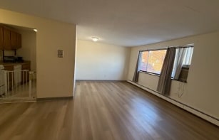 Building Photo - 43 Riverside St