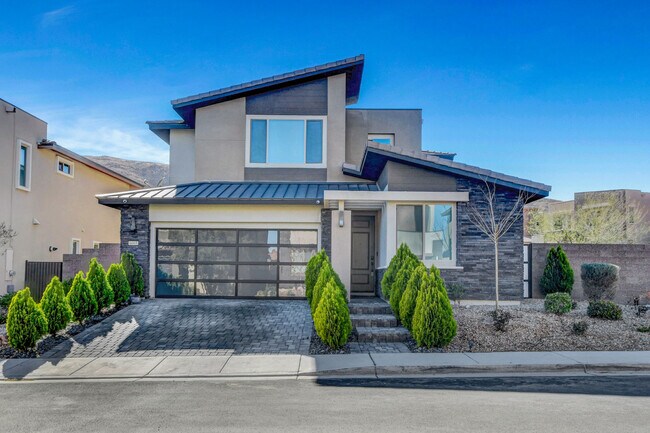 Primary Photo - 6005 Andezano Dr