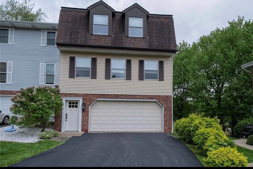 Building Photo - 1342 Quail Run Cir