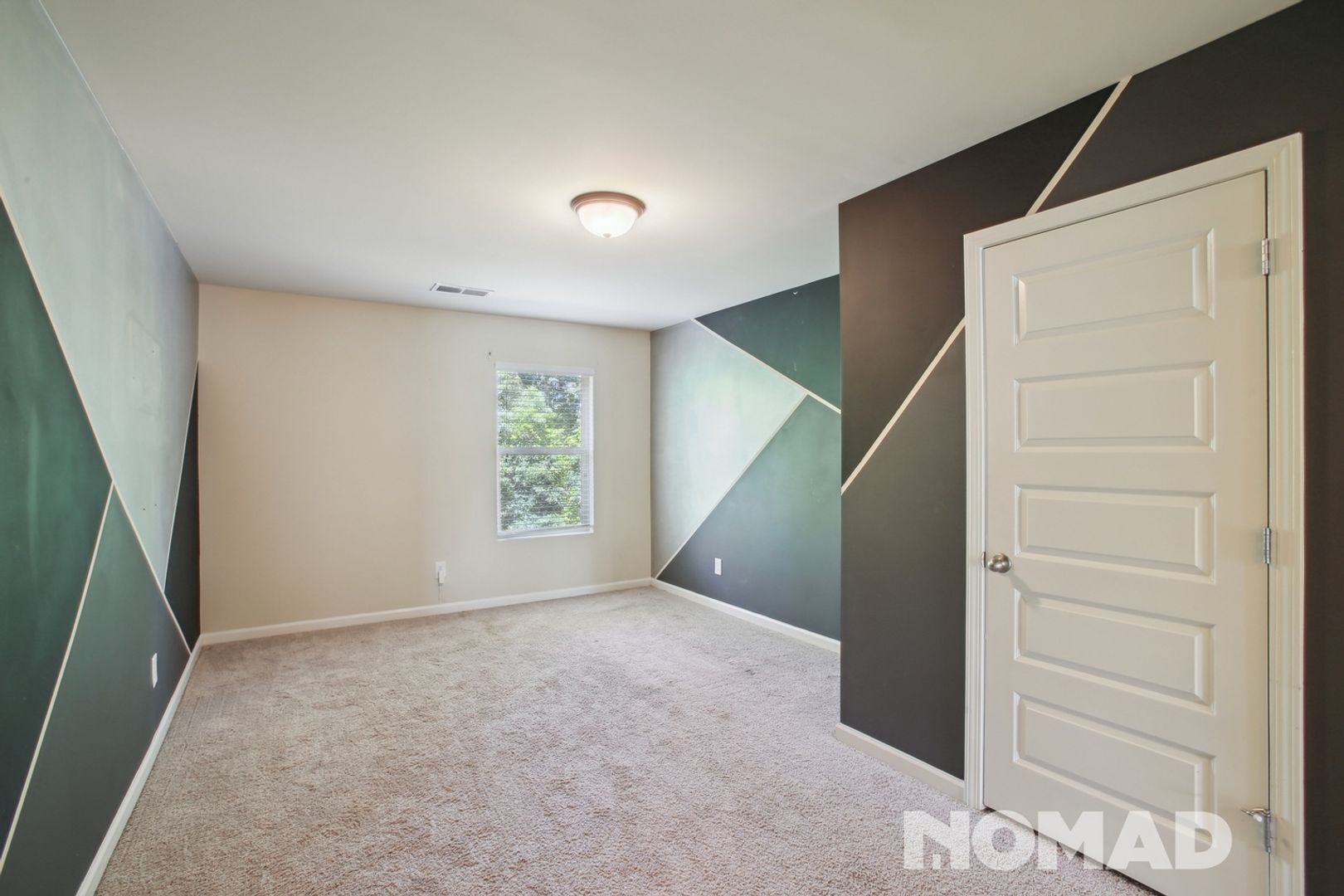 Building Photo - 283 Bandelier Cir