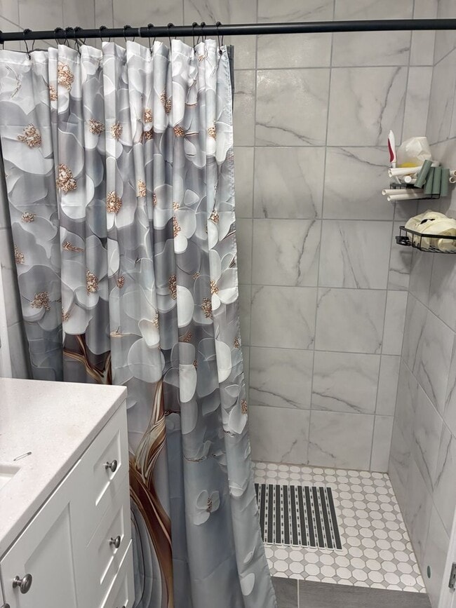 Building Photo - Country Living- Studio Unit- 1 Bed, 1 Bath...