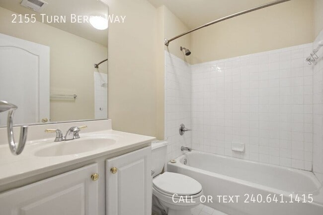Building Photo - 2155 Turn Berry Way