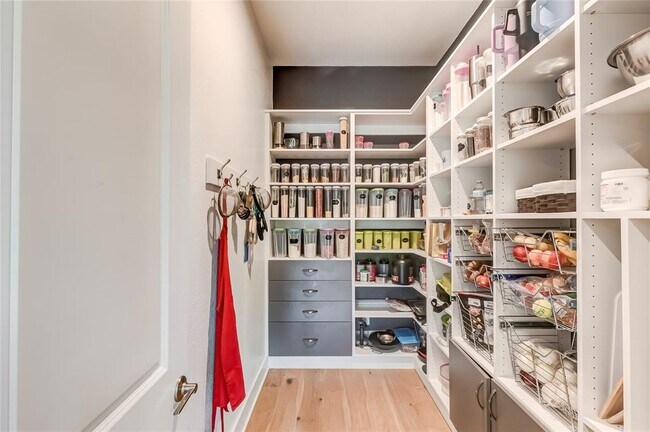 Building Photo - 1420 Lucera Bnd