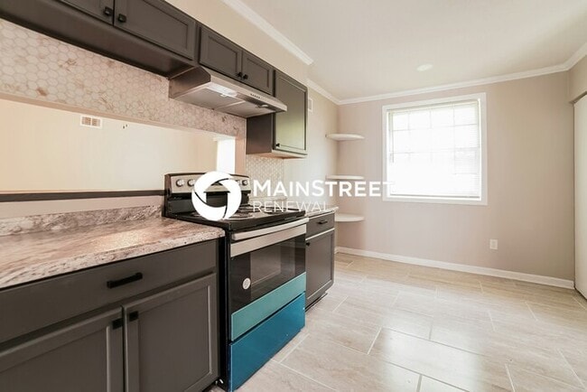 Building Photo - 3 Bedroom Pet-Friendly Home in MEMPHIS, TN with Main Street Renewal