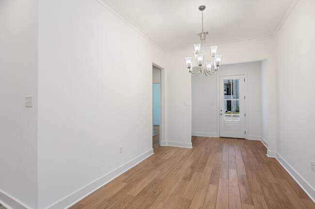 Dining Area - 9534 Creekview Dr