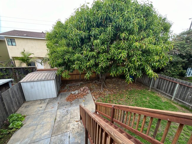 Building Photo - LSMCW421