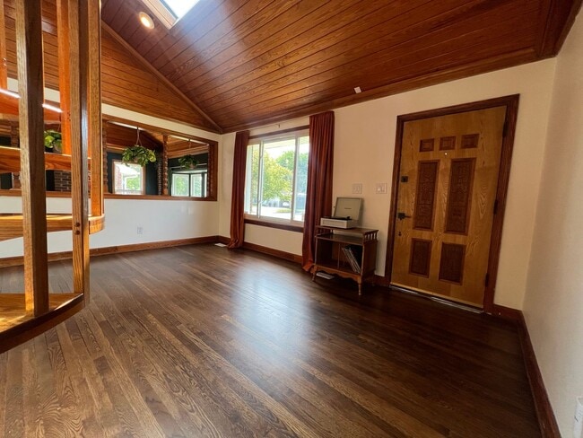 Building Photo - Mid - Century Modern Dream!   WILLOW TERRACE