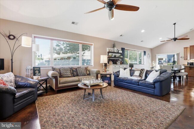 Building Photo - 5202 Garner St