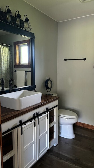 Primary Bath - 14300 E Melanie Ln