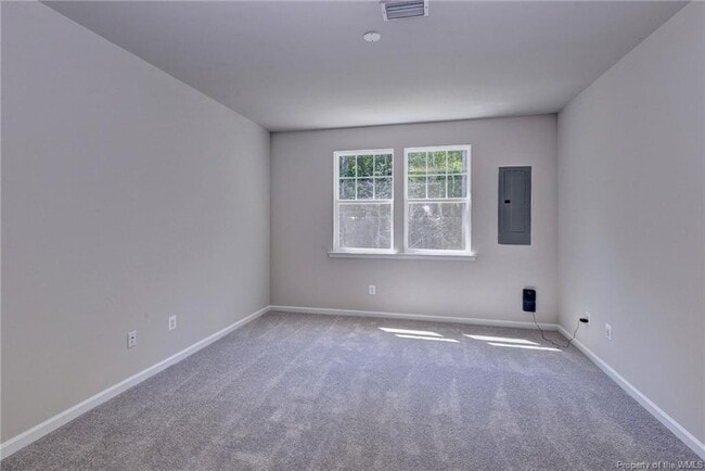 Building Photo - 4090 Isaac Cir