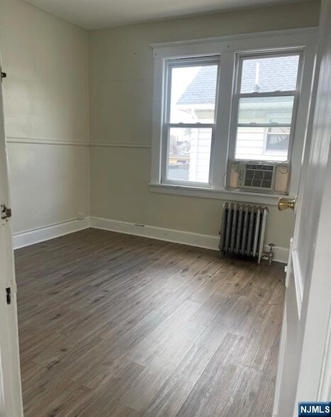 Building Photo - 14-16 N 10th Street Unit 2
