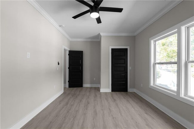 Building Photo - 1331 Diamond Ave SE