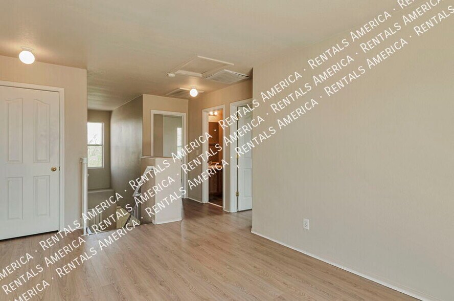 Building Photo - 6644 S SQUAWROOT Pl