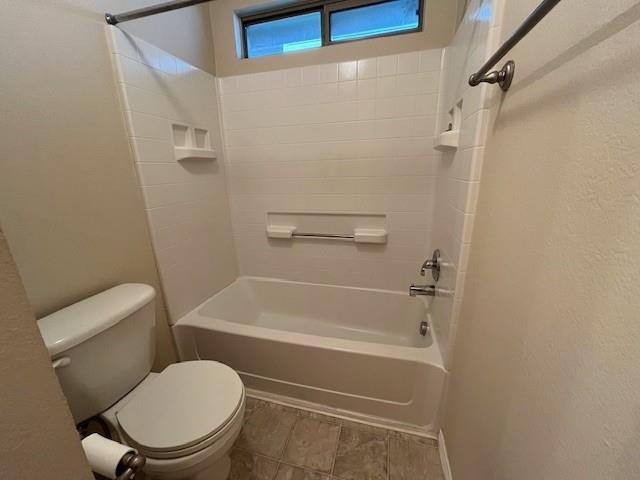 Building Photo - 621 Crystal Falls Dr
