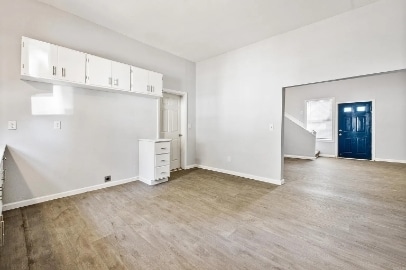 Building Photo - 3100 S Mulberry St