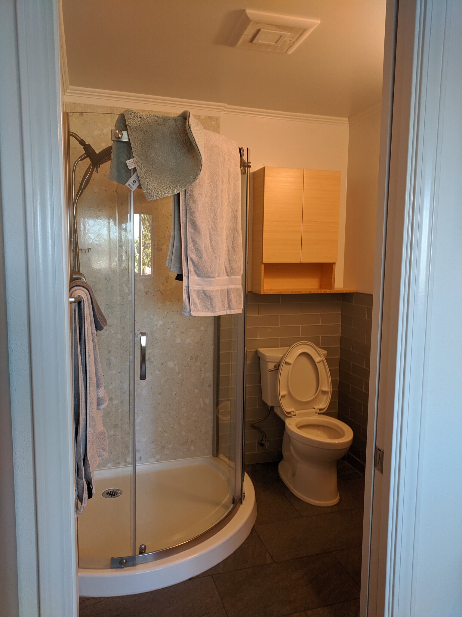 Building Photo - 182 Ardendale Dr