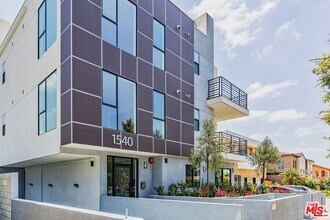 Building Photo - 1540 S Hayworth Ave