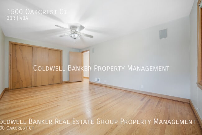 Building Photo - 1500 Oakcrest Ct