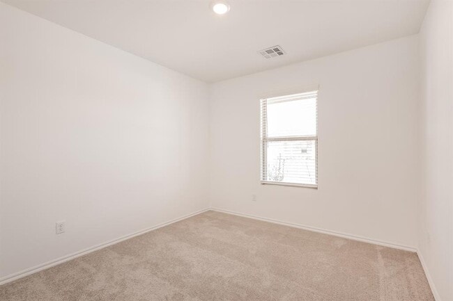 Building Photo - 11624 SW 38th St