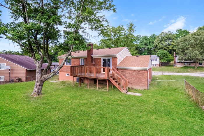 Building Photo - 7777 Ravenswood Dr