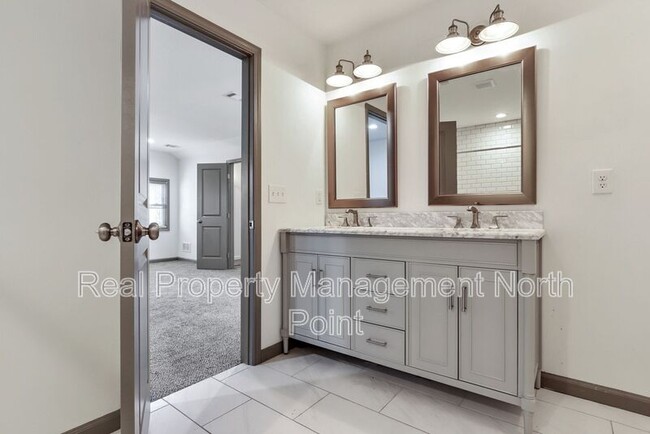 Building Photo - 2616 Northview Ave