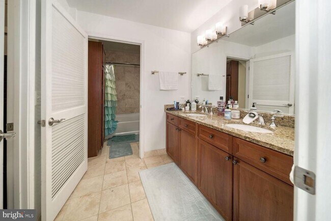 Building Photo - 11700 Old Georgetown Rd