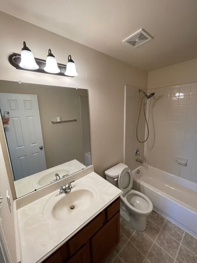Building Photo - 1755 Nichole Woods Dr