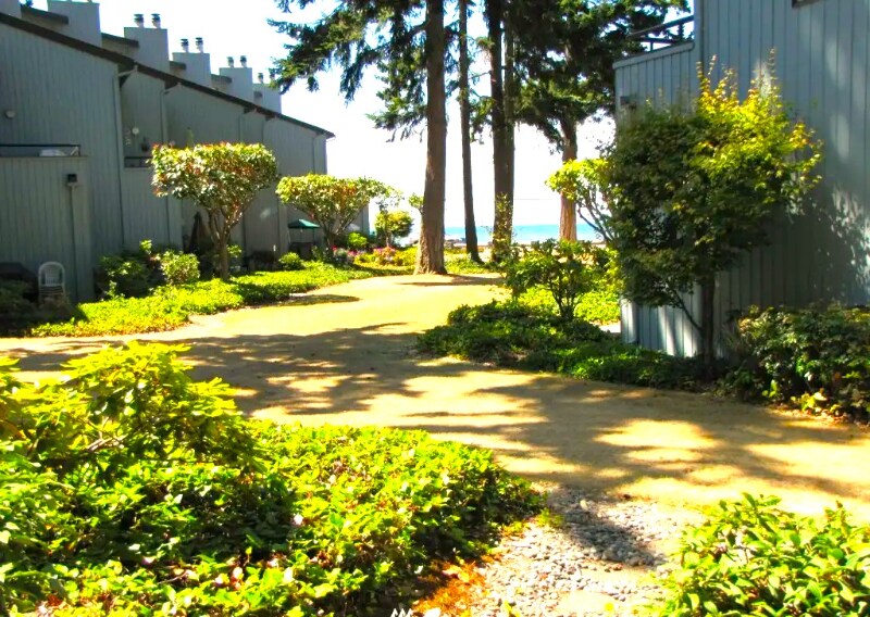 Building Photo - 7806 Birch Bay Dr
