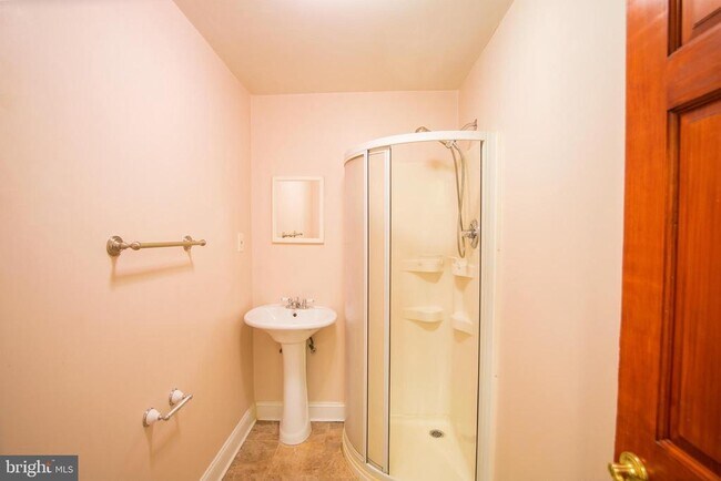 Building Photo - 1124 Passyunk Ave