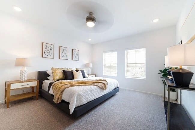 Building Photo - 9730 Kilkenny St