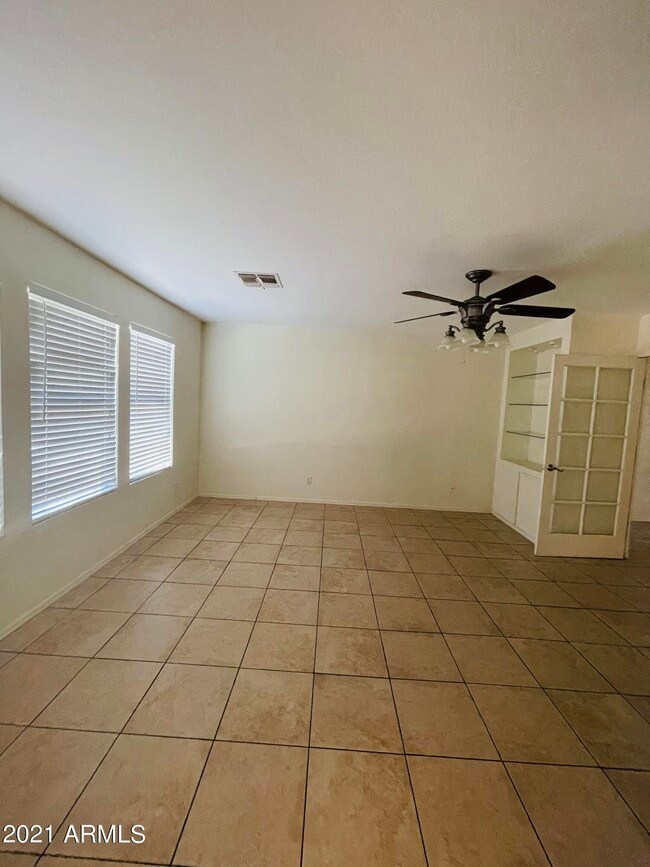 Building Photo - 10642 E Arbor Ave