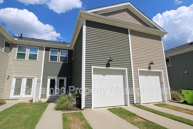 Building Photo - 1043 Myers Point Dr