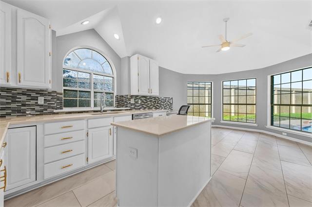 Building Photo - 5 Mesa Verde Ct