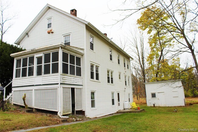 Building Photo - 244 Lippincott Rd