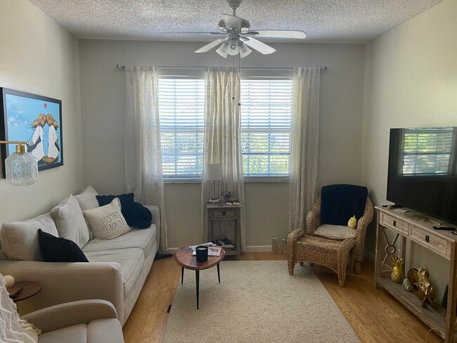 Building Photo - 101 Lighthouse Cir