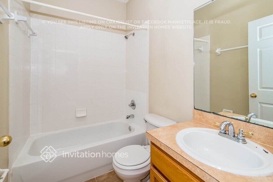 Building Photo - 9134 Prosperity Lake Dr